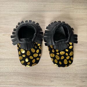 New Birdrock baby skull leather moccasins 9.5 kids